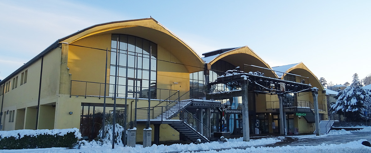Museo esterno neve